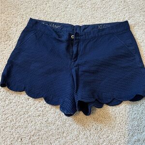 Lilly Pulitzer Navy Buttercup shorts 10